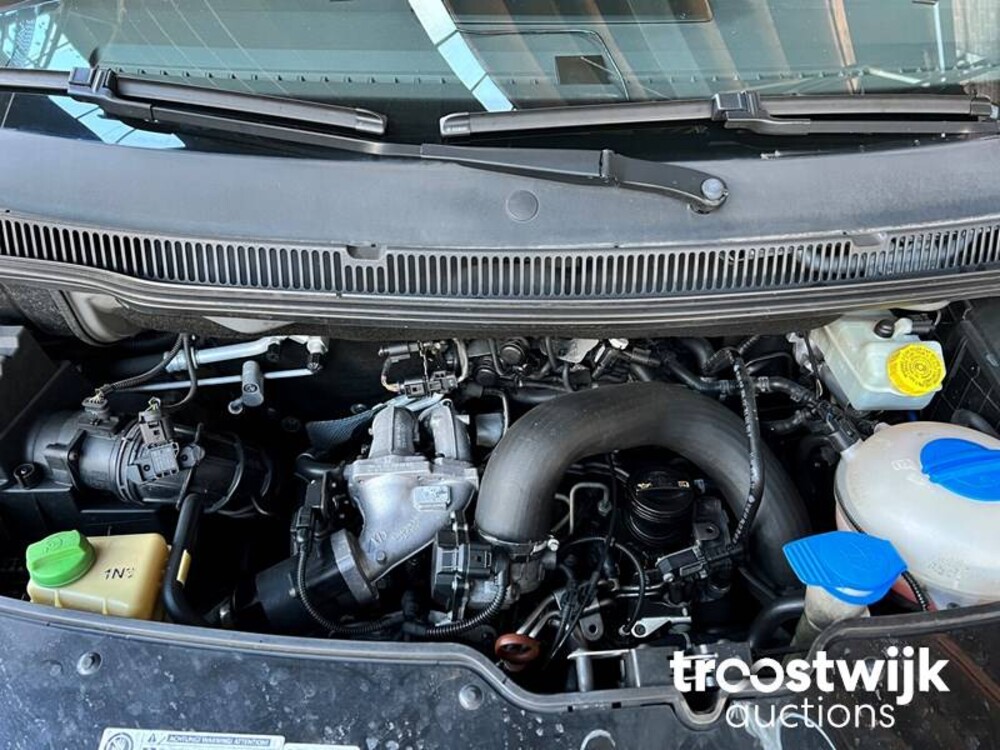 Volkswagen Transporter Luxe Multivan VIP TDI L1H1 Highline 179PS 2012, 3-XFH-68