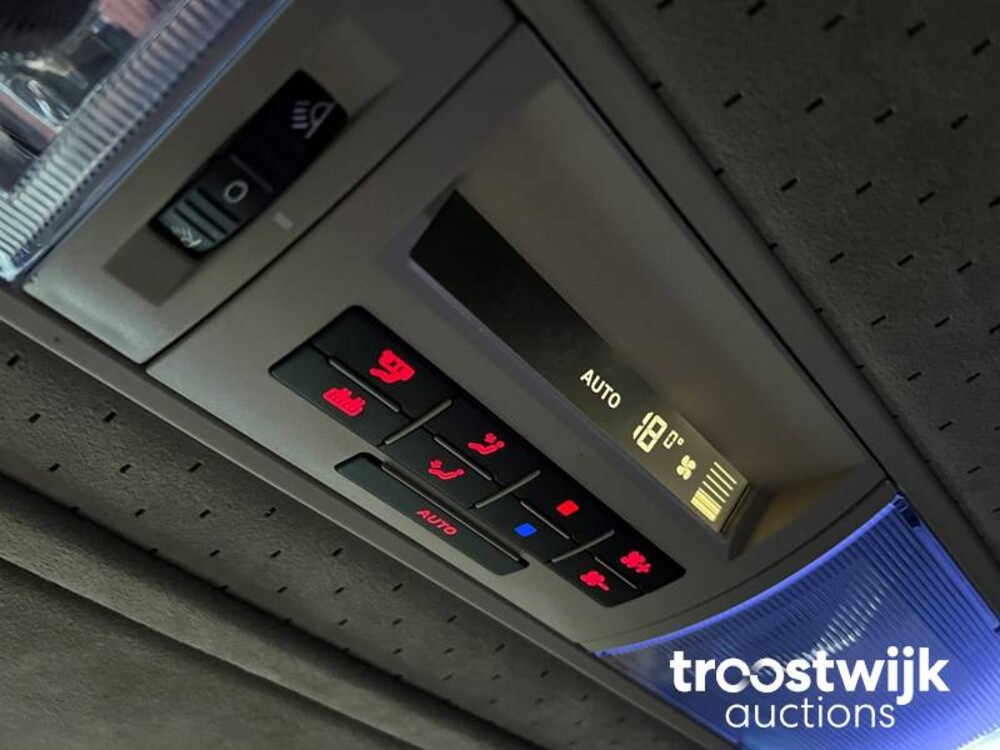 Volkswagen Transporter Luxe Multivan VIP TDI L1H1 Highline 179PS 2012, 3-XFH-68