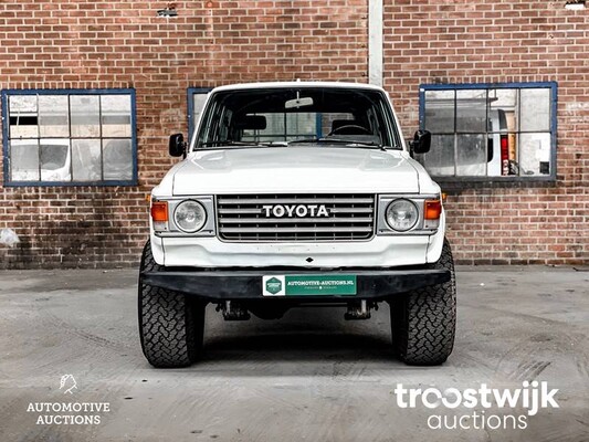 Toyota Landcruiser FJ60 2F 135hp 1982