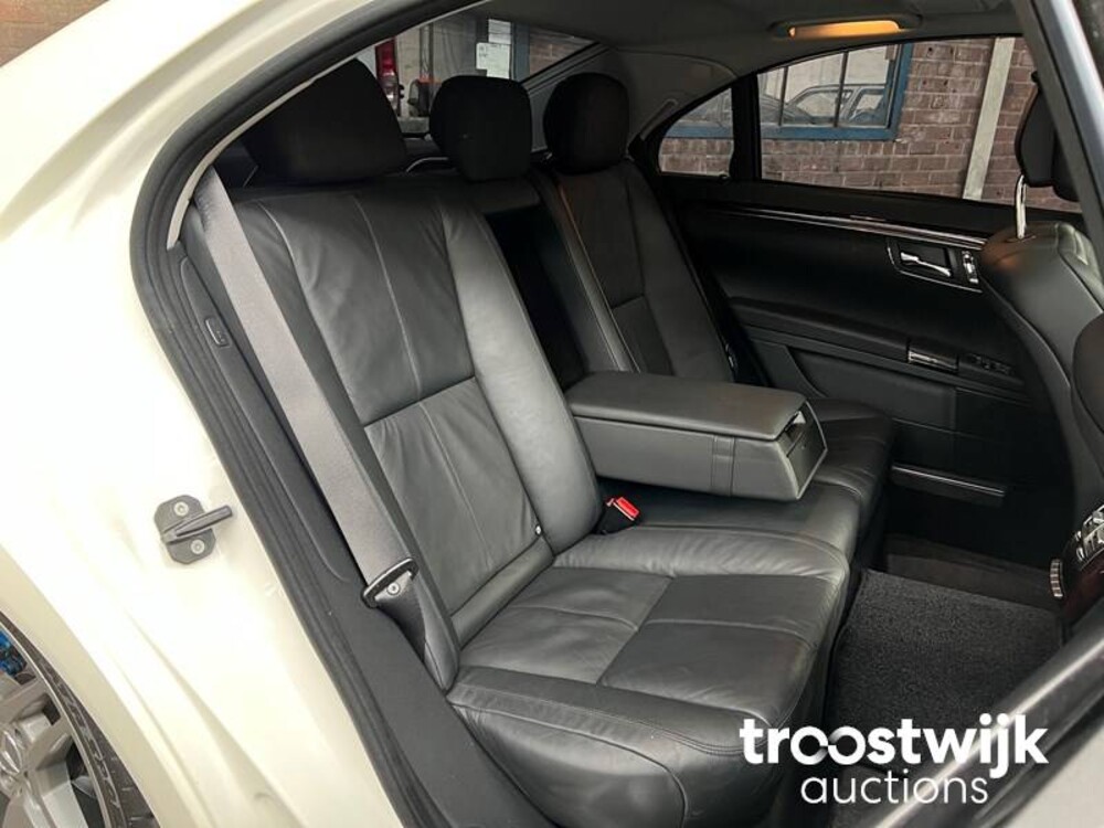 Mercedes-Benz S500L AMG V8 S-Klasse 387PS 2006 -YOUNGTIMER-