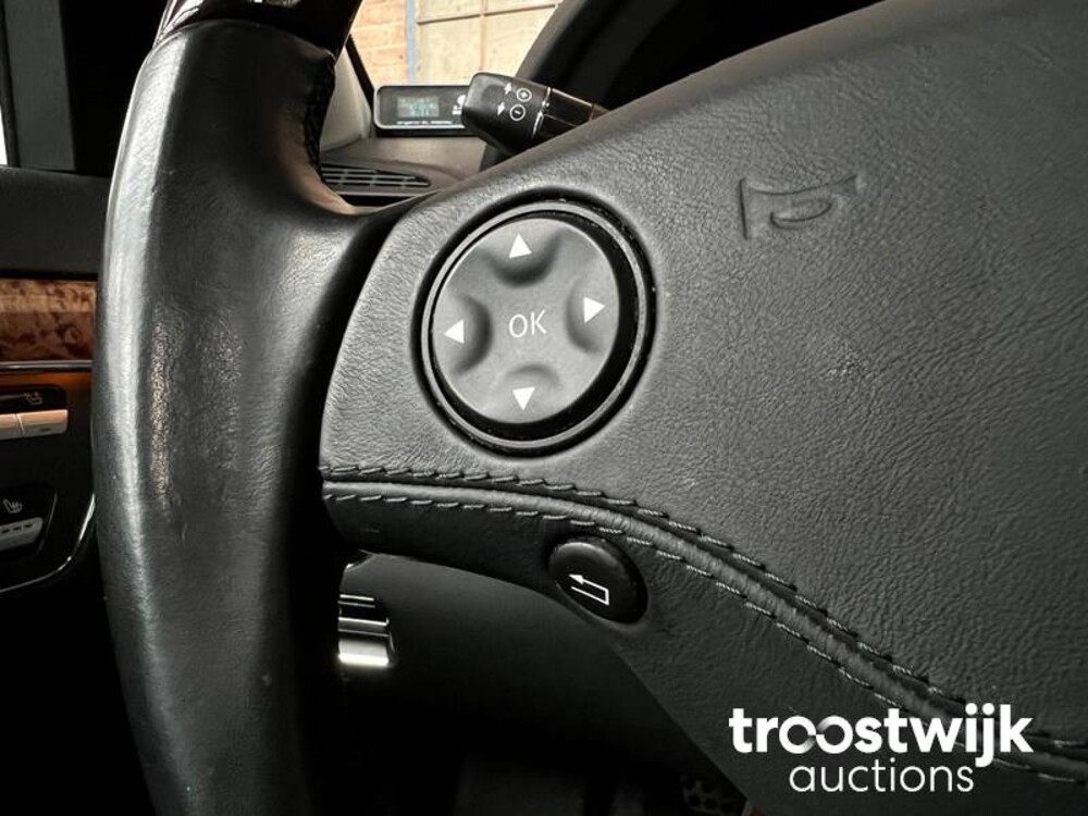 Mercedes-Benz S500L AMG V8 S-Klasse 387PS 2006 -YOUNGTIMER-