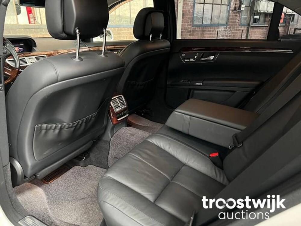 Mercedes-Benz S500L AMG V8 S-Klasse 387PS 2006 -YOUNGTIMER-