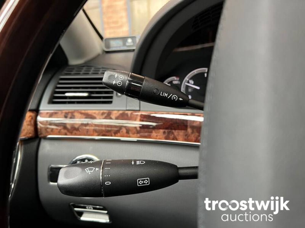 Mercedes-Benz S500L AMG V8 S-Klasse 387PS 2006 -YOUNGTIMER-
