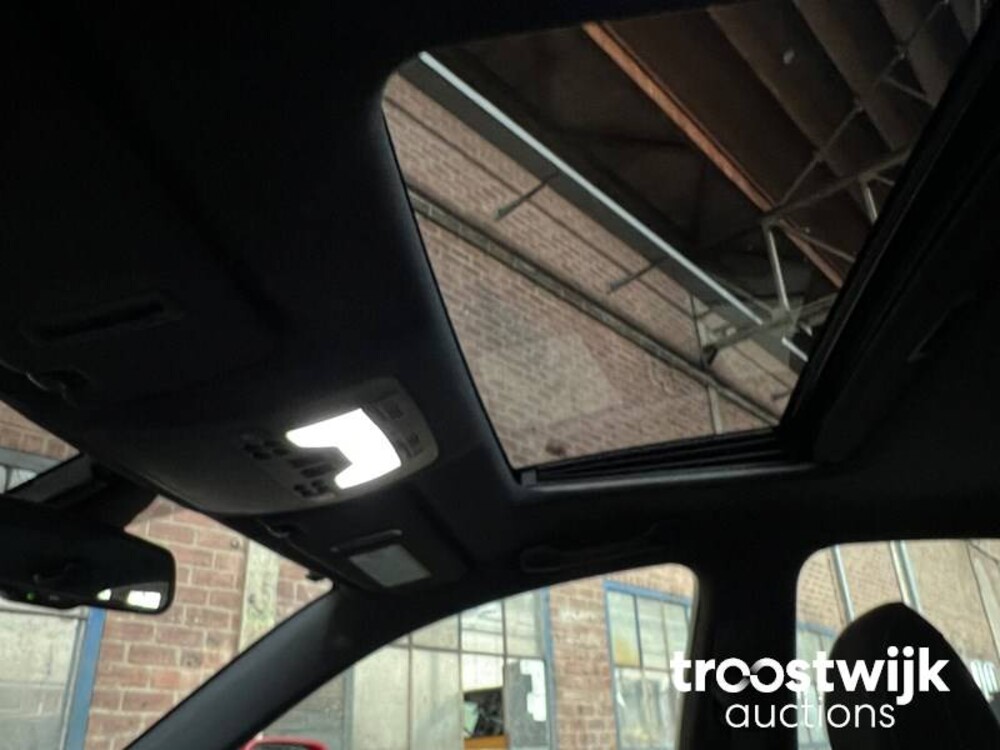 Lexus IS 250 F-Sport Line Limousine 208PS 2011, L-434-ZR