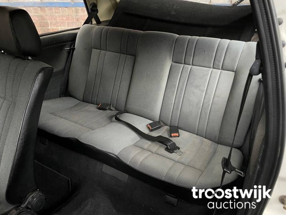 Volkswagen Golf 1.3 CL Inj. 54PS 1990, -Orig.NL-, YX-24-GS