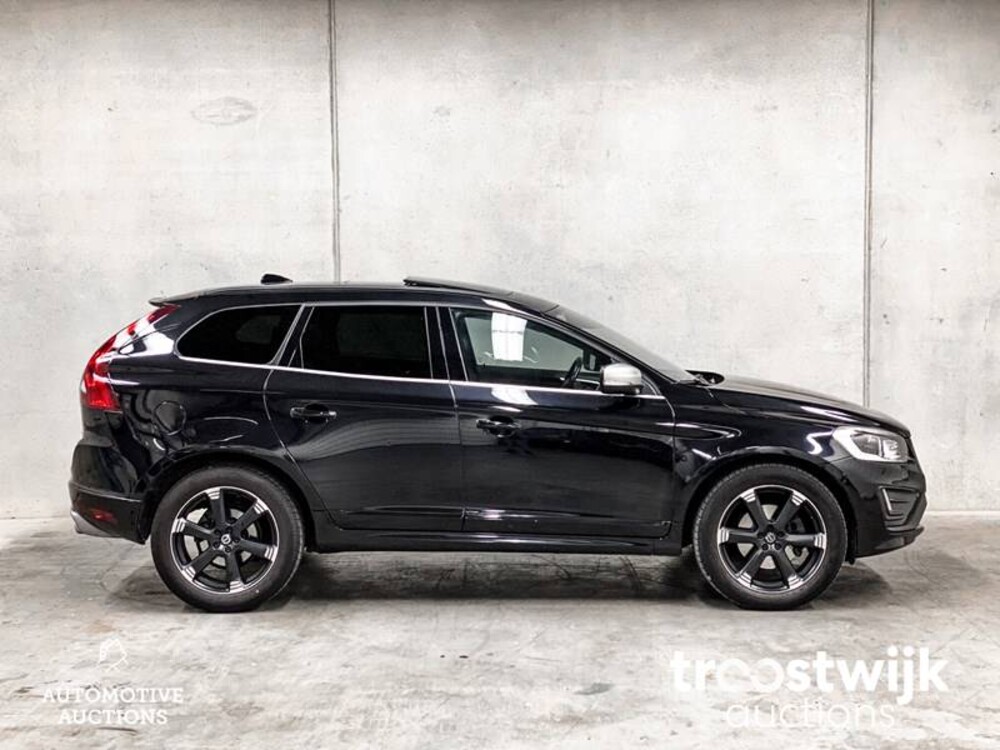 Volvo XC60 R-Design D4 Ocean Race 181hp 2015, ZN-700-D