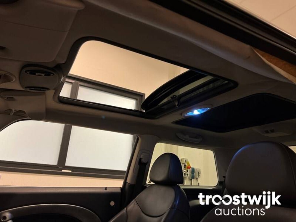 Mini Cooper S Chili R53 1.6 163hp 2004 -Orig. NL-, 08-PB-LS