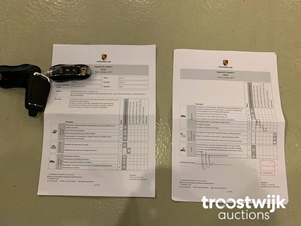 Porsche Macan GTS 2.9 V6 NEW-MODEL SportChrono 381hp 2020, J-928-TH