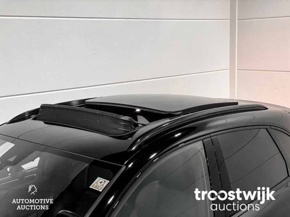 Porsche Macan GTS 2.9 V6 NEW-MODEL SportChrono 381hp 2020, J-928-TH