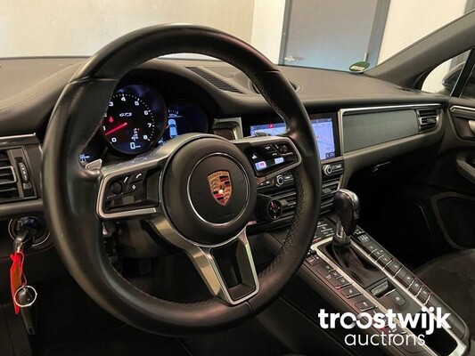 Porsche Macan GTS 2.9 V6 NIEUW-MODEL SportChrono 381pk 2020, J-928-TH