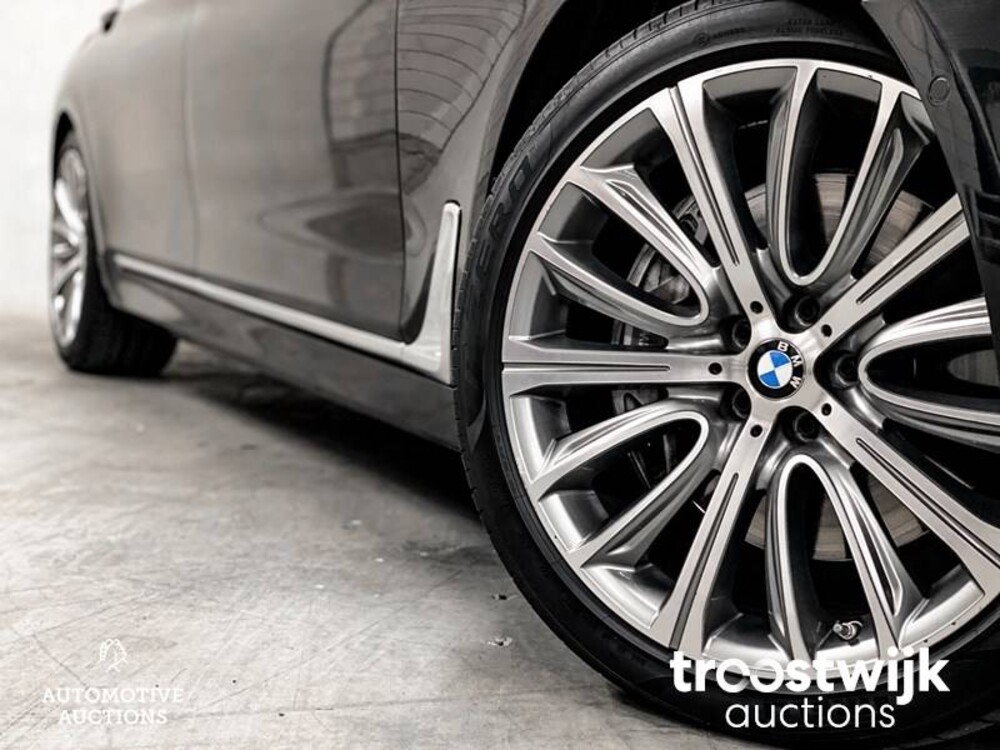 BMW 750Li High Executive Twin Power Turbo 449hp 2016 7er, PL-586-X