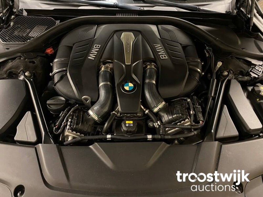 BMW 750Li High Executive Twin Power Turbo 449hp 2016 7er, PL-586-X