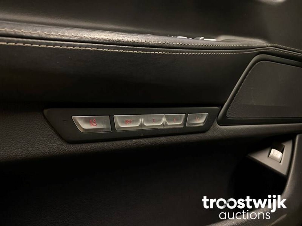 BMW 750Li High Executive Twin Power Turbo 449hp 2016 7er, PL-586-X