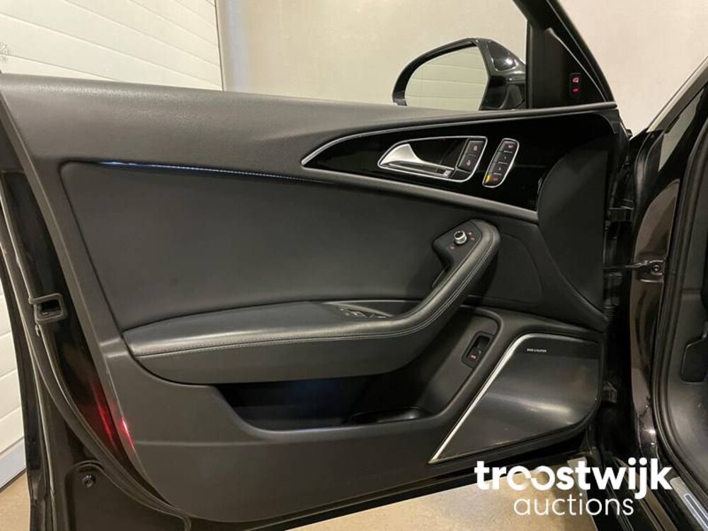 Audi RS6 Avant 4.0 V8 TFSI Quattro 560hp 2014, H-867-DV