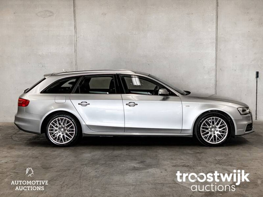 Audi A4 Avant S-Line 2.0 TDI 150PS 2015, K-350-XT
