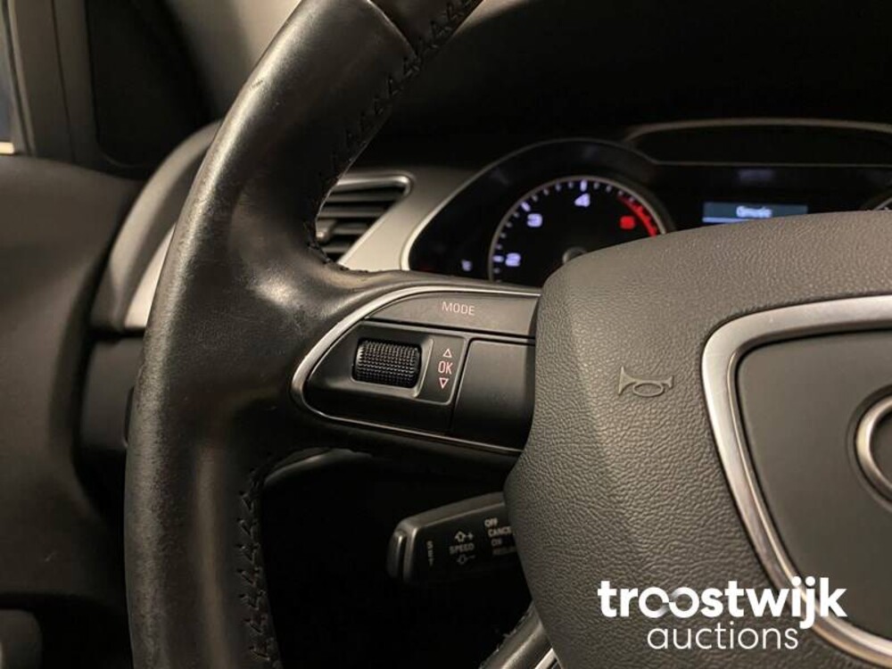 Audi A4 Avant S-Line 2.0 TDI 150PS 2015, K-350-XT