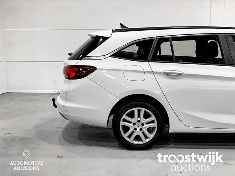 Opel Astra Sports Tourer CDTI Business+ 110 2018 -Quelle: NL-, RN-651-N