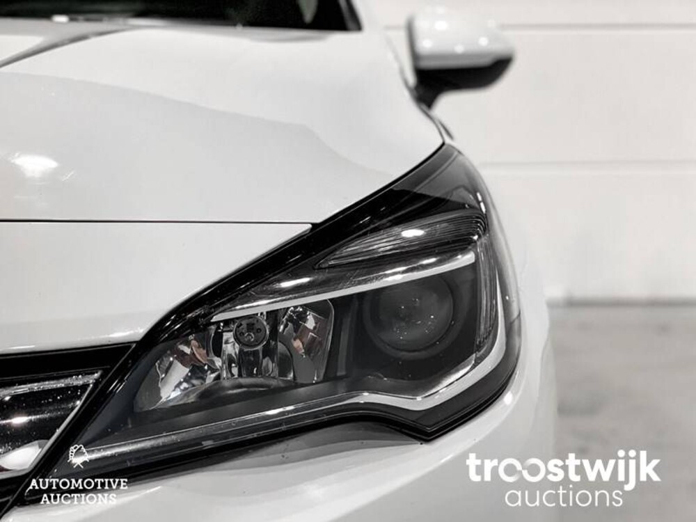 Opel Astra Sports Tourer CDTI Business+ 110 2018 -Quelle: NL-, RN-651-N