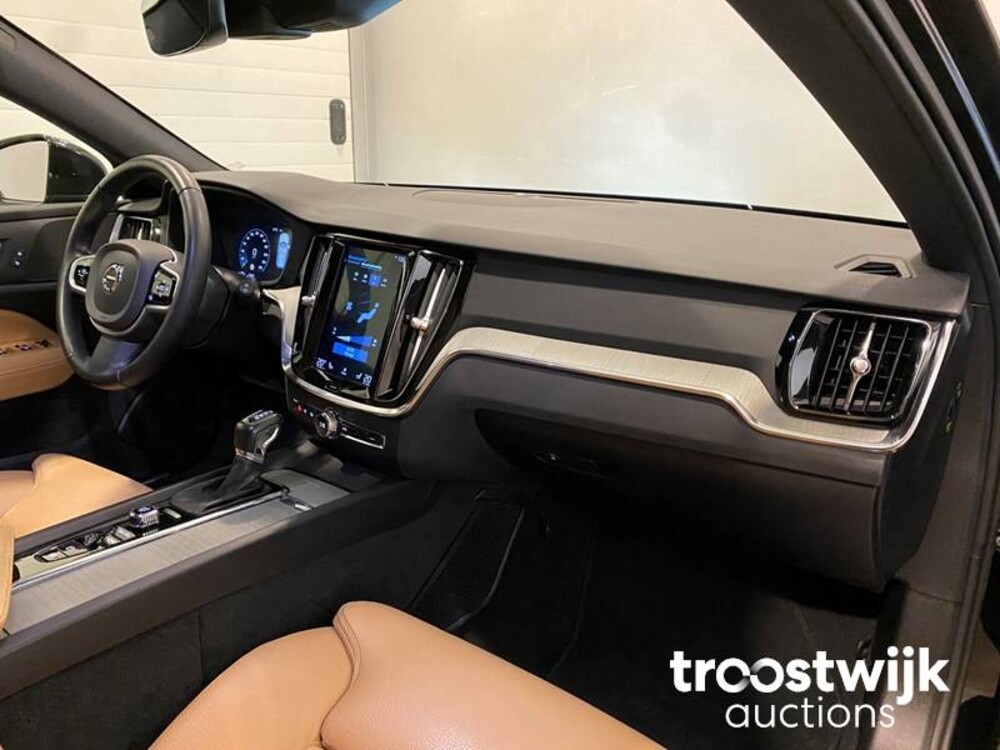 Volvo V60 D4 Inscription 190PS 2018, G-956-GR