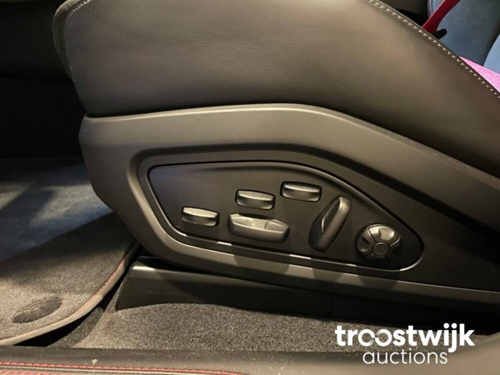 Porsche Taycan Sport Turismo GTS 84 kWh 517PS 2022 Herstellergarantie, R-954-DS