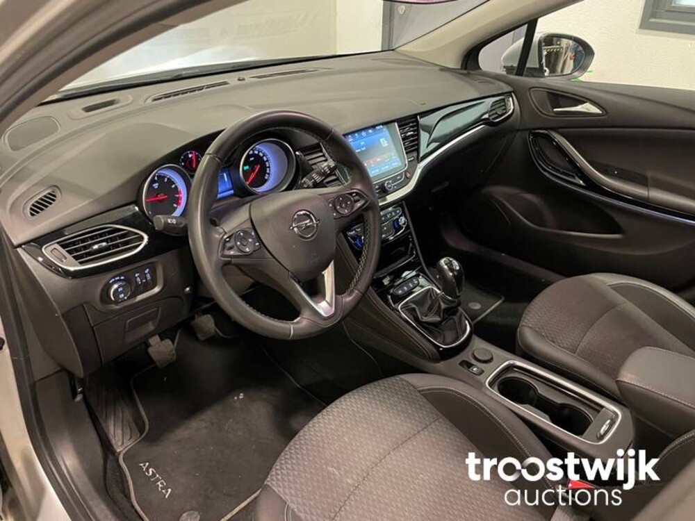 Opel Astra Sports Tourer Business Executive 105hp 2018 -Orig. NL-, RX-771-D