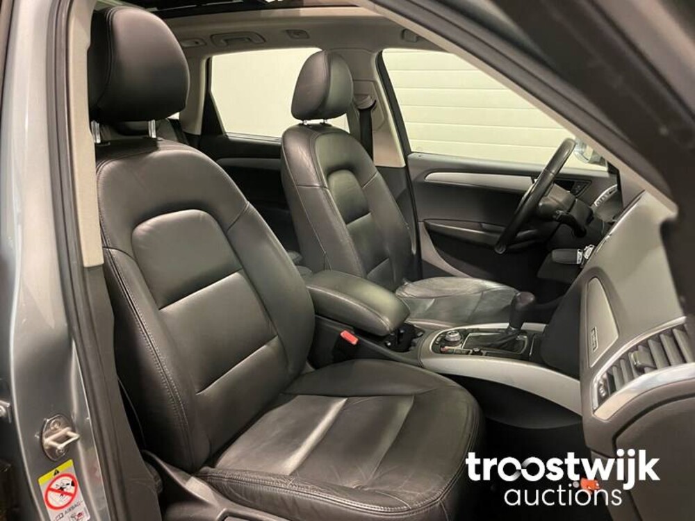 Audi Q5 TFSI Quattro Pro Line 211hp 2011 -Orig. NL-, 60-PBD-8