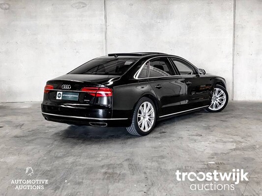 Audi A8 6.3 W12 FSI Quattro Lang Pro Line+ 500hp 2015, JS-770-X