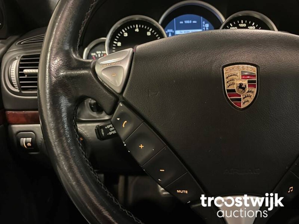 Porsche Turbo 4.5 V8 450PS 2004, 04-PN-JP