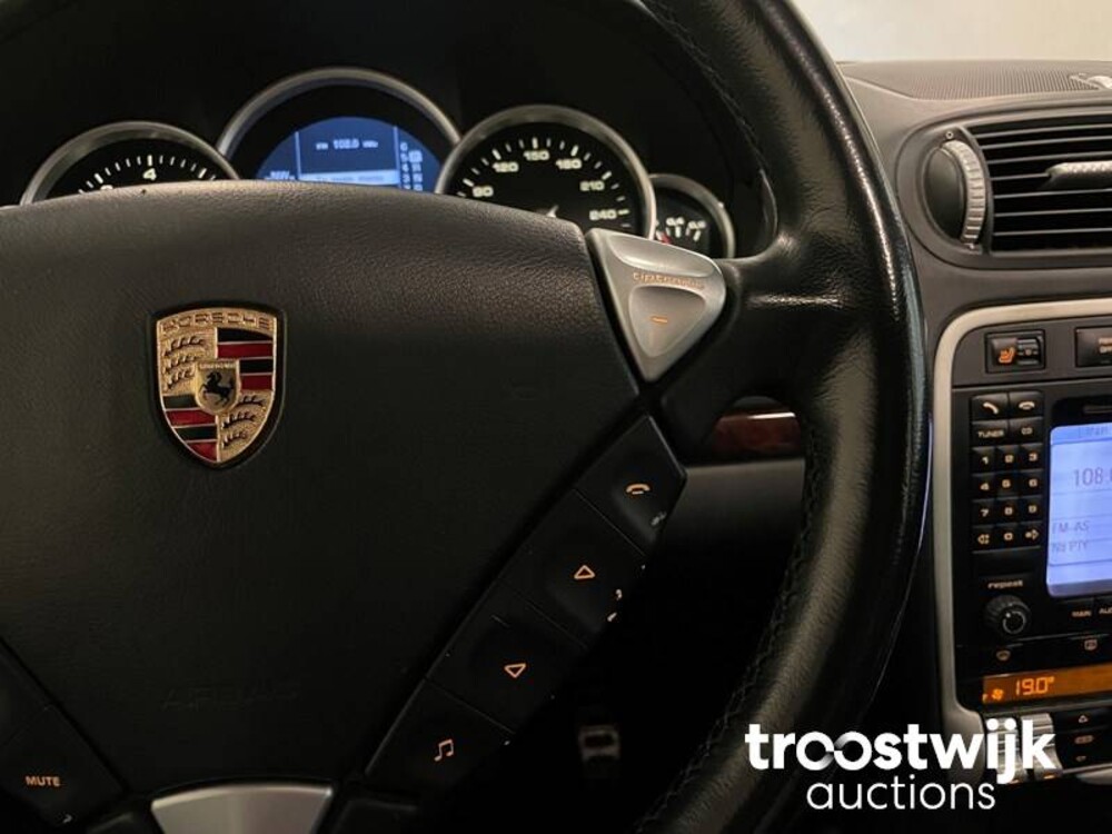 Porsche Turbo 4.5 V8 450PS 2004, 04-PN-JP