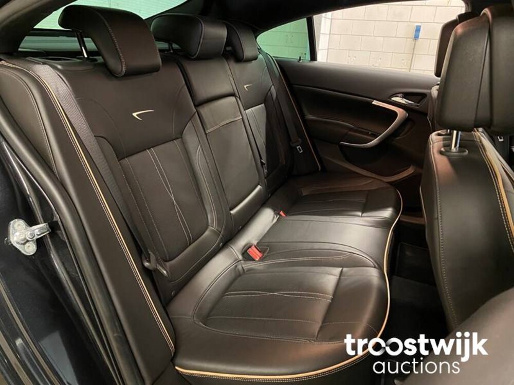 Opel Insignia Turbo Innovation 2.0 OPC Line 250PS 2015, L-587-YYY