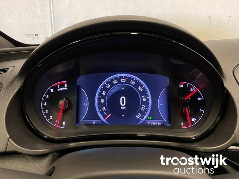 Opel Insignia Turbo Innovation 2.0 OPC Line 250PS 2015, L-587-YYY