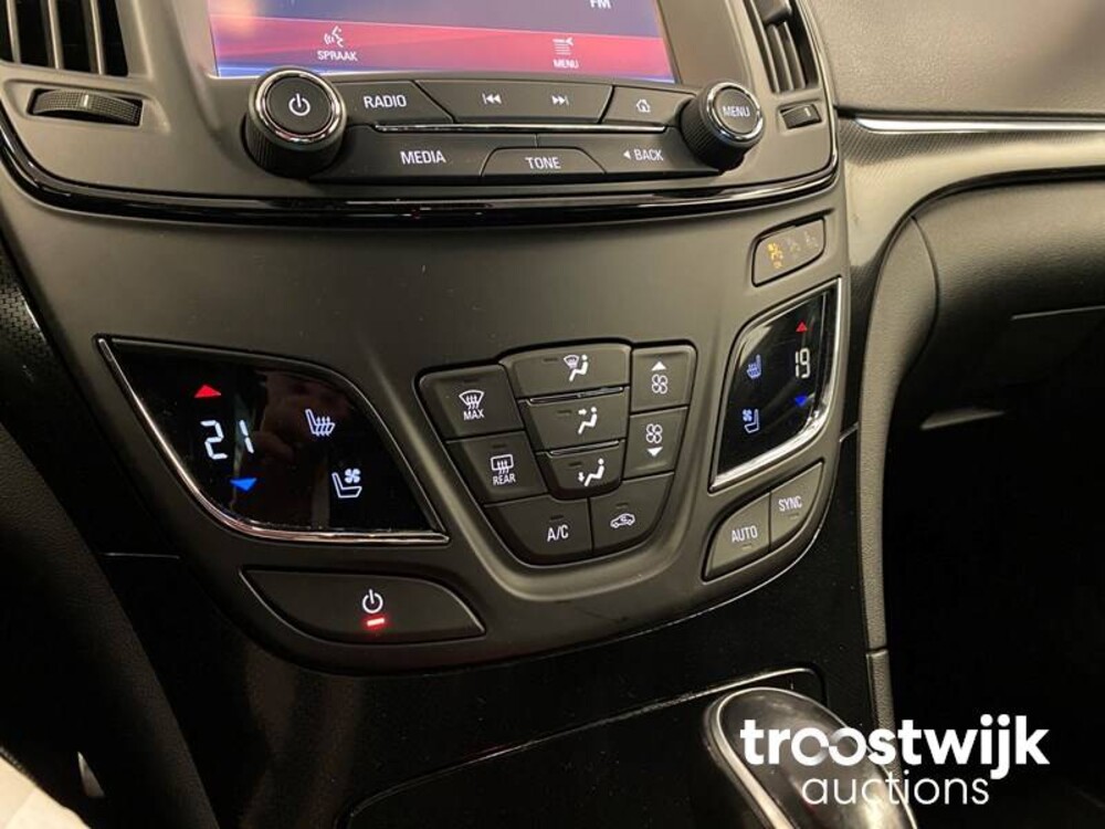 Opel Insignia Turbo Innovation 2.0 OPC Line 250PS 2015, L-587-YYY