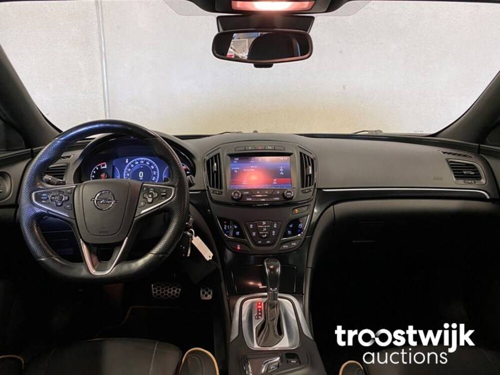 Opel Insignia Turbo Innovation 2.0 OPC Line 250PS 2015, L-587-YYY