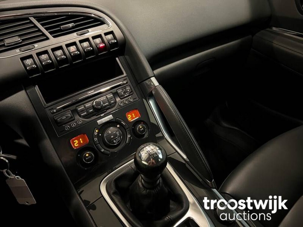 Peugeot 3008 1.6 THP GT 150hp 2009 -Orig. NL-, 90-JNV-4