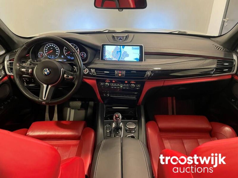 BMW X5M (F15) 4.4 V8 Akrapovic 575PS 2015, N-425-XZ