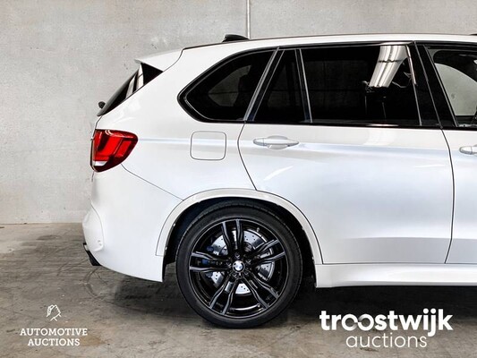 BMW X5M (F15) 4.4 V8 Akrapovic 575hp 2015, N-425-XZ