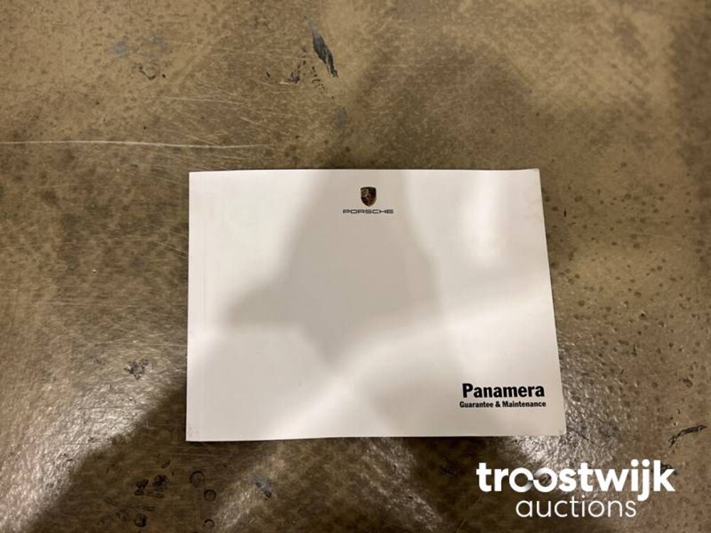 Porsche Panamera 3.6 Platinum Edition SportChrono 299PS 2013, L-185-HT