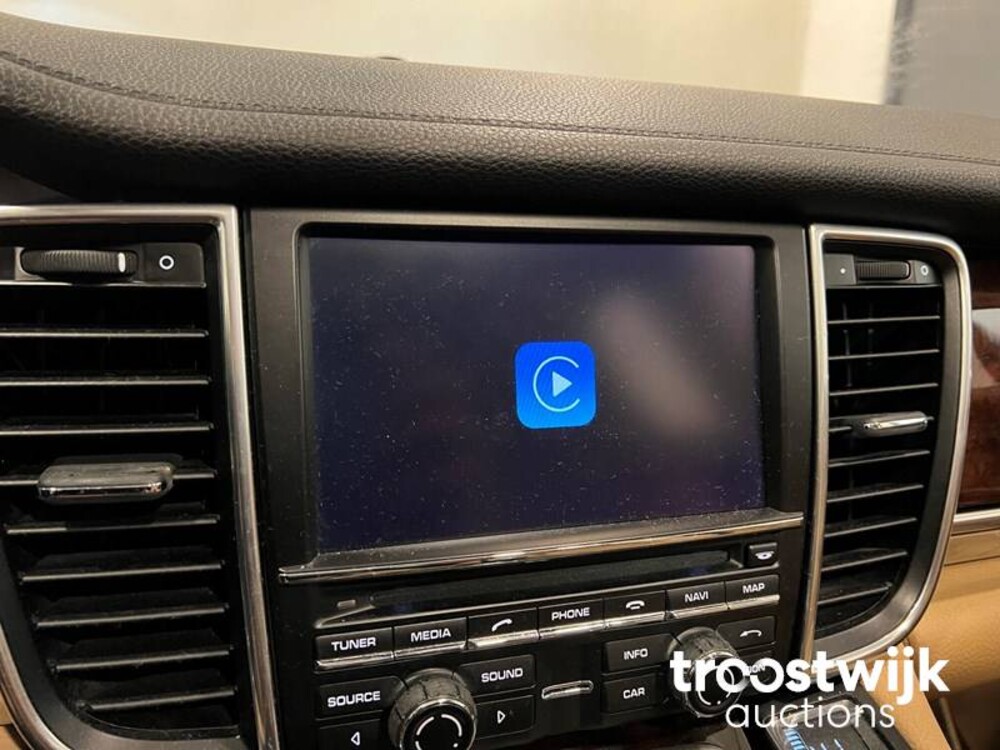 Porsche Panamera 3.6 Platinum Edition SportChrono 299PS 2013, L-185-HT