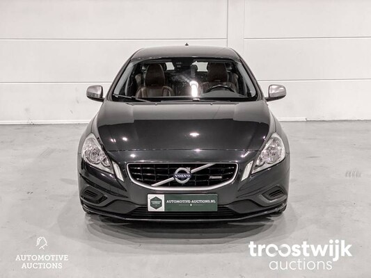 Volvo V60 1.6 T3 R-Design 150PS, 5-KJH-83