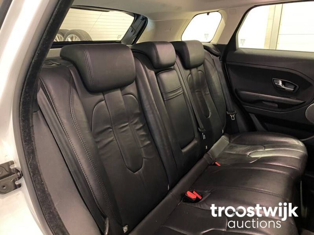 Land Rover Range Rover Evoque 2.2 eD4 2WD Prestige 150hp 2013, XT-118-V