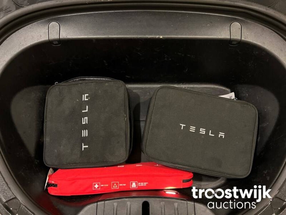 Tesla Model 3 Standard RWD Plus 238hp 2019 -Orig. NL-, G-739-DN