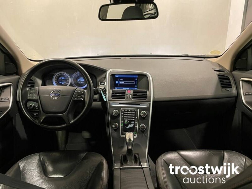 Volvo XC60 2.0 D4 Momentum 163hp 2013, 92-ZVZ-4