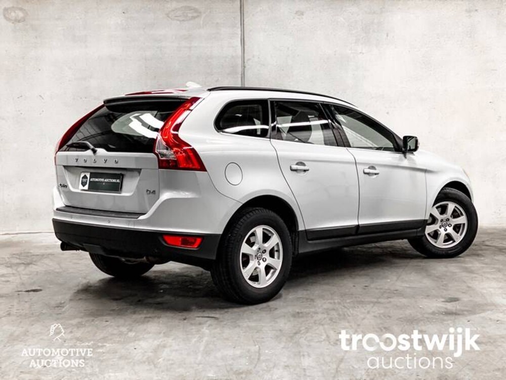 Volvo XC60 2.0 D4 Momentum 163hp 2013, 92-ZVZ-4
