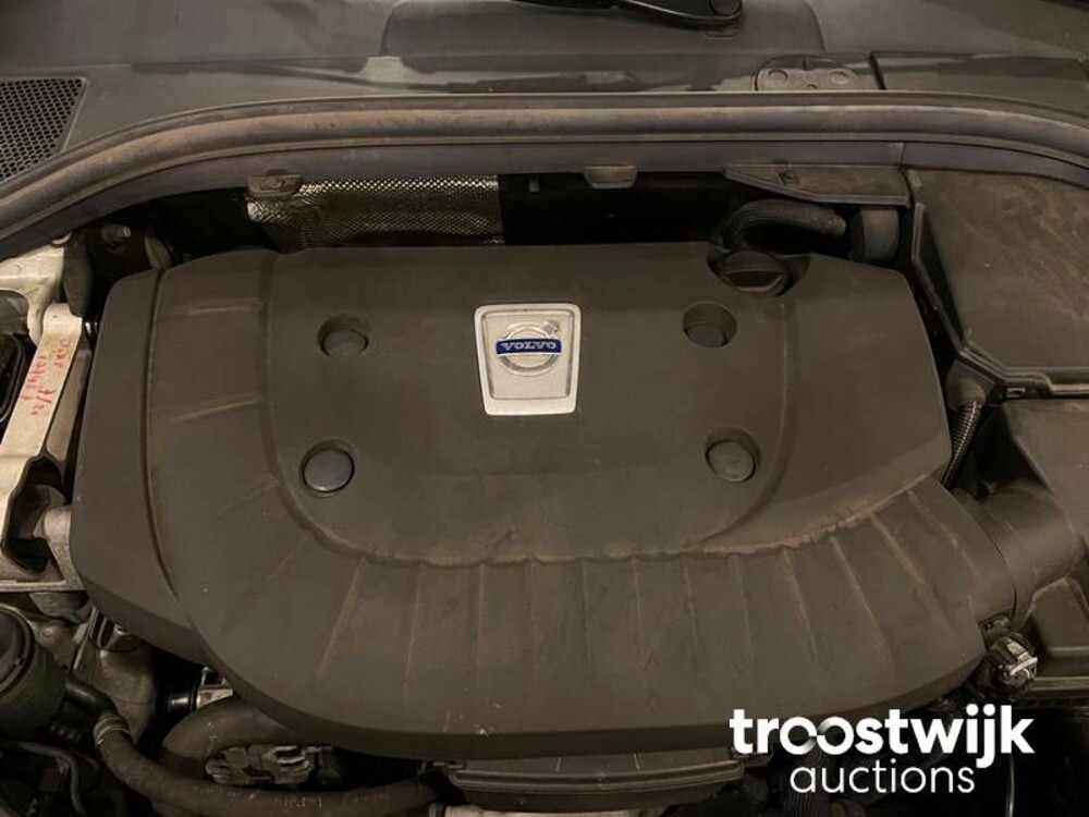 Volvo XC60 2.0 D4 Momentum 163hp 2013, 92-ZVZ-4