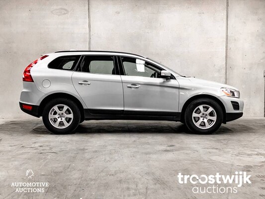 Volvo XC60 2.0 D4 Momentum 163PS 2013, 92-ZVZ-4