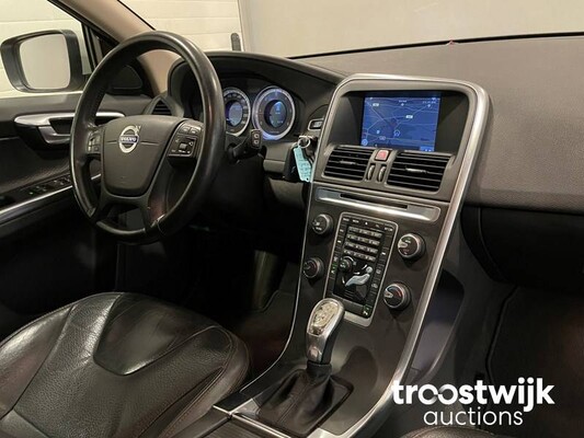 Volvo XC60 2.0 D4 Momentum 163hp 2013, 92-ZVZ-4