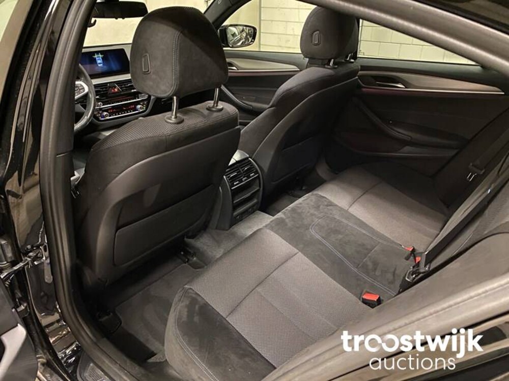 BMW 540i M-Sport xDrive High Executive 5er 340PS 2018, G-466-DH