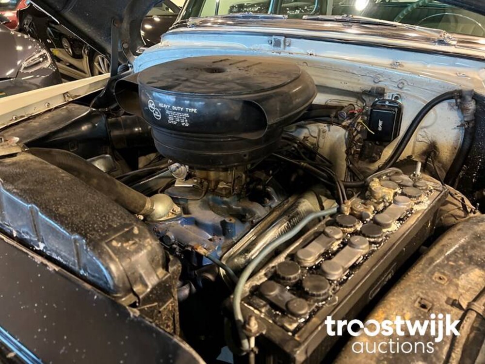 Oldsmobile 88 V8 1953, DM-37-90