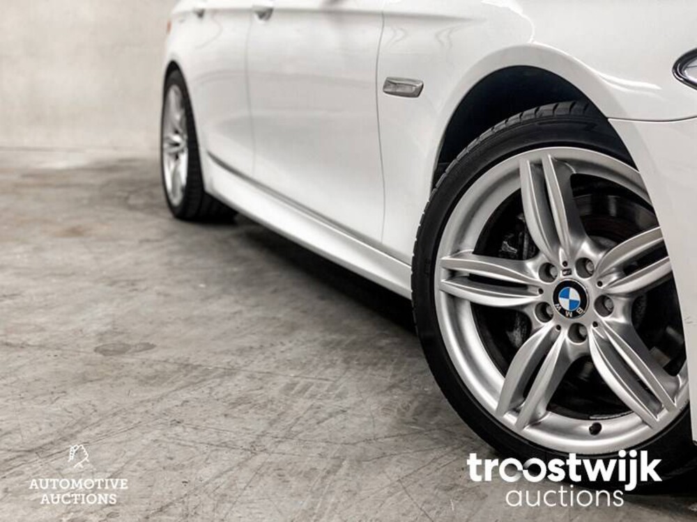 BMW 528i M-Sport High Executive 258hp 2011 -Orig. NL-, 30-RBZ-5