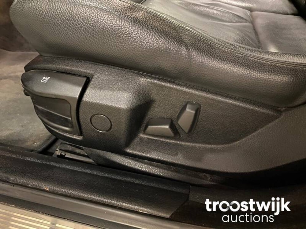 BMW 528i M-Sport High Executive 258hp 2011 -Orig. NL-, 30-RBZ-5